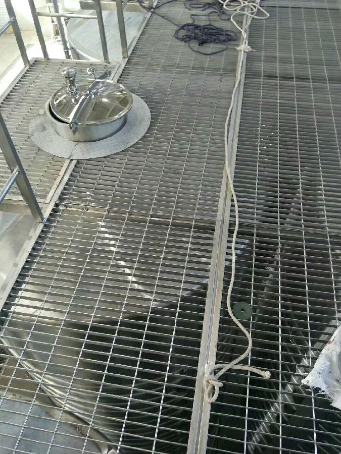 鍍鋅格柵板
